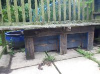 Bench mended with an old pallet
